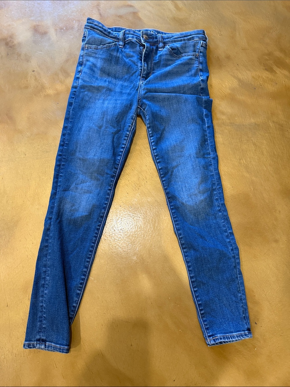 Women's Slim Fit Blue Jeans. Size 8.